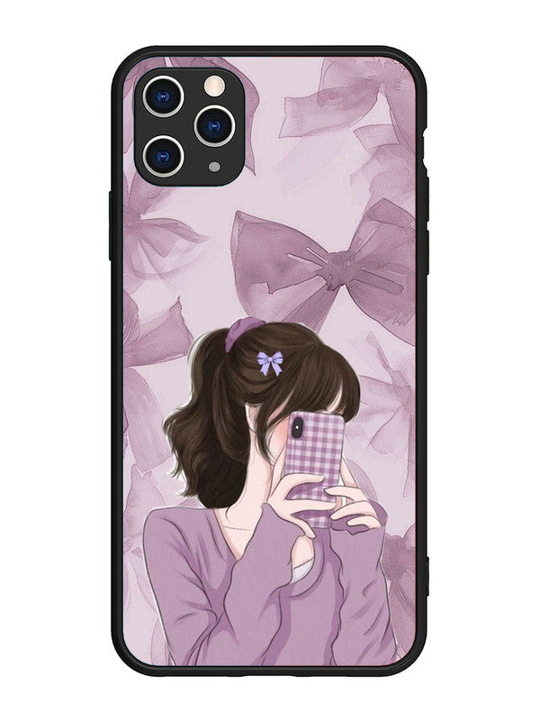iPhone 11 Pro Max Pinky Girl taking selfie