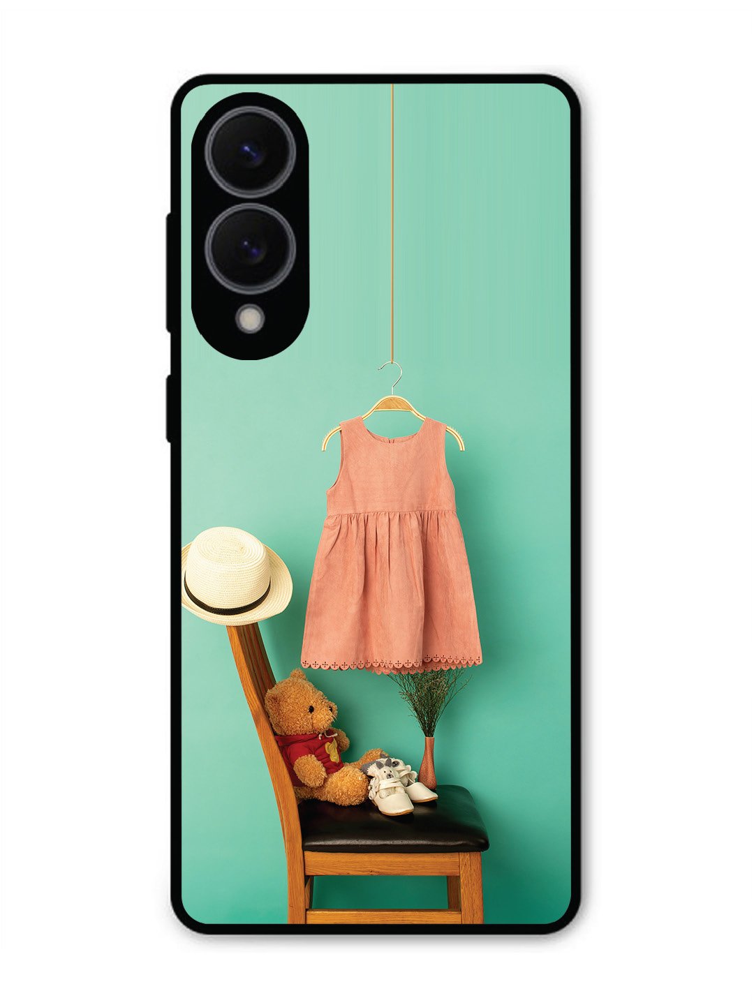 Samsung Galaxy S25 Edge Trendy dress for girl near toy bear