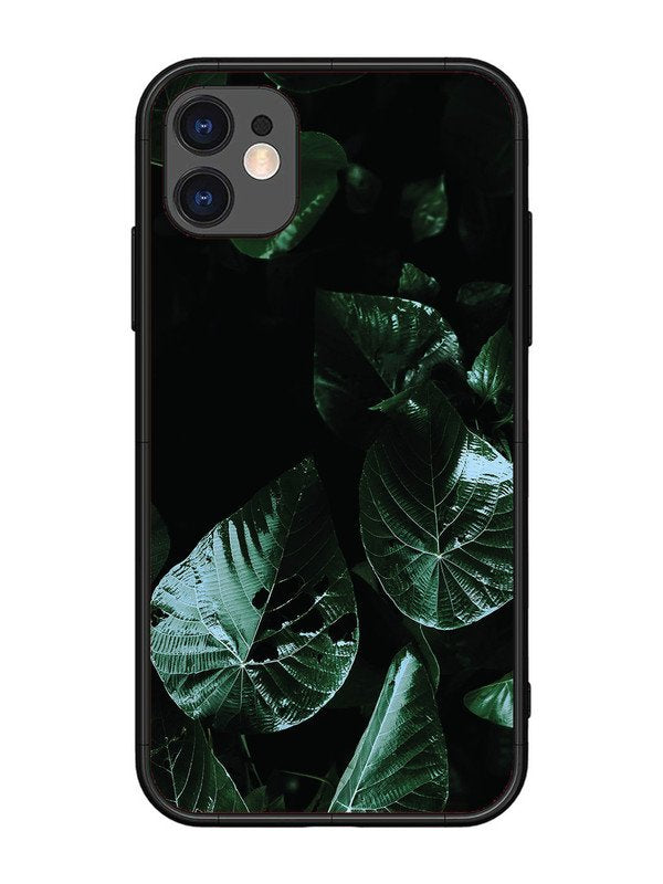 iPhone 11 Leafs at night