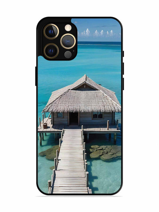 iPhone 12 Pro Max Beach hut