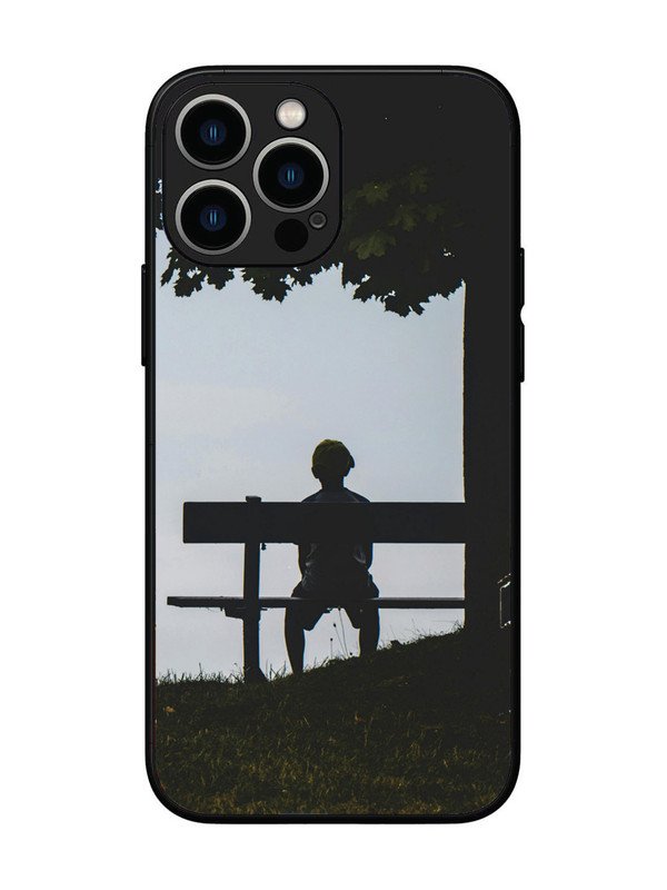 iPhone 13 Pro Max Alone under the Baniyan Tree
