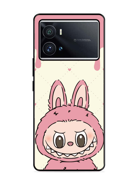 iQoo 9 Pro Labubu Closeup Pink