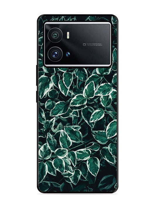 iQoo 9 Pro Green Oasis Leafs