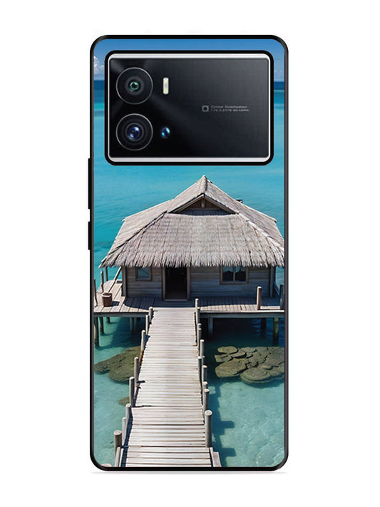 iQoo 9 Pro Beach hut