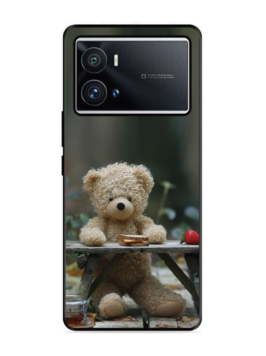 iQoo 9 Pro Teddy Bear Picnic