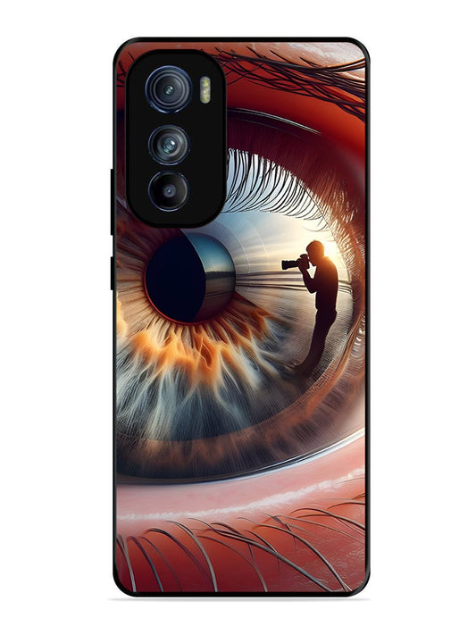 Motorola Edge 30 Eye Pupil
