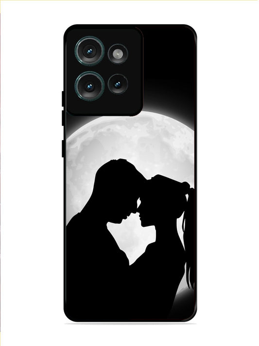 Motorola Edge 50 Couple on Moon