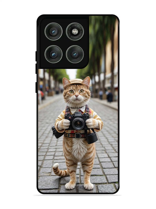 Motorola Edge 60 Pro 5G Cat as Cameraman