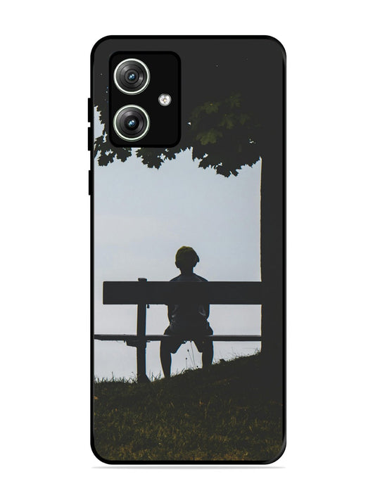 Motorola Moto G54 5G Alone under the Baniyan Tree