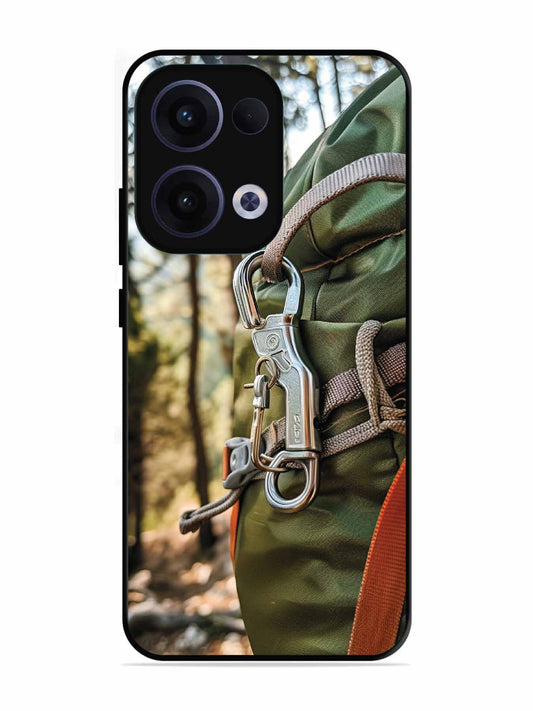 Oppo RENO 13 5G Hiking Gear Close-up