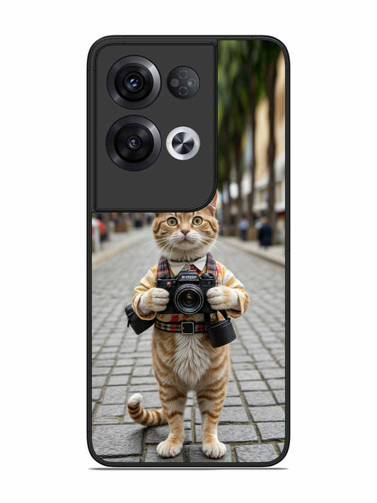Oppo RENO 8 Pro 5G Cat as Cameraman