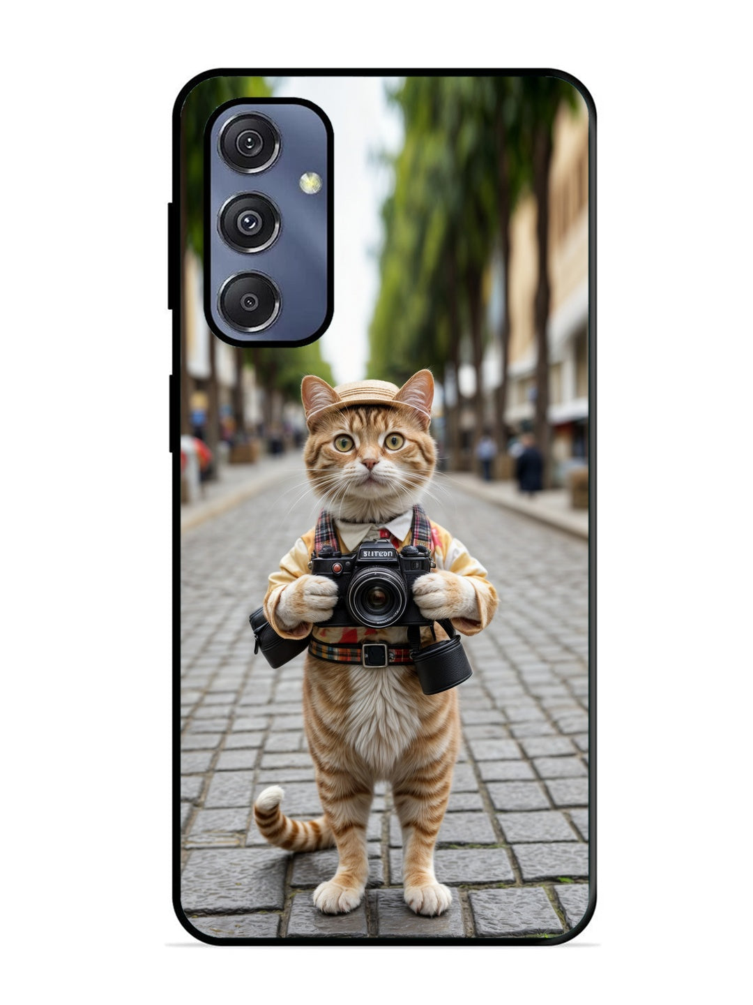 Samsung Galaxy S23 FE Cat as Cameraman